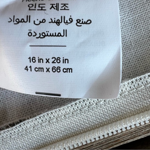 Pottery Barn Butterfly Wing Cotton Linen Textured Lumbar Pillow Cover Set Gray - Picture 7 of 7